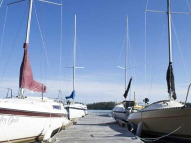 How-to-Choose-the-Right-Marine-Insurance-Policy-for-Your-Business