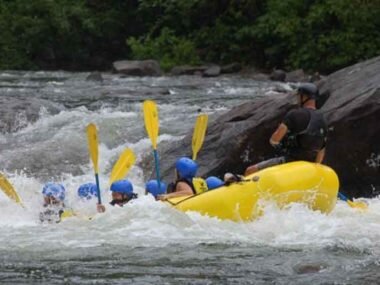 Explore-Scenic-Waterways-with-Exciting-River-Rafting-Tours