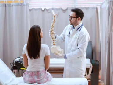 How to Know When You Need to See an Orthopaedic Specialist