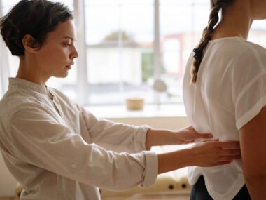 Overcoming Pain: How Lamina Helps You Afford Chiropractic Care