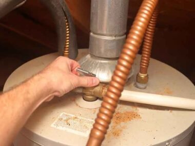 What to Do When Your Water Heater Breaks in Phoenix: A Step-by-Step Guide