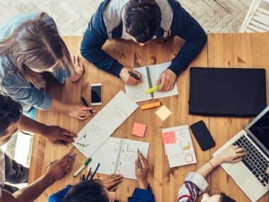 What to Look for When Hiring a Public Relations Agency