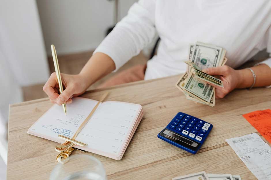 4 Ways to Achieve Financial Peace of Mind