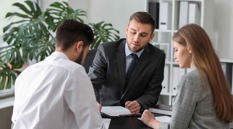Legal Separation vs. Divorce: Which Option is Best for You?