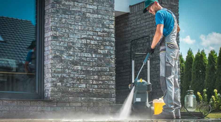 Top 5 Outdoor Projects to Tackle This Season