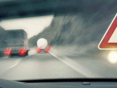 Avoid-Legal-Issues-by-Understanding-Traffic-Regulations