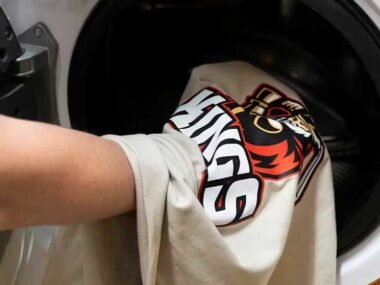 How To Wash Graphic T Shirts - An Easy Step By Step Guide