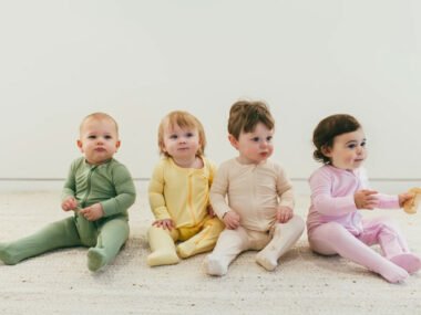 How to Choose the Perfect Baby Onesie for Every Season