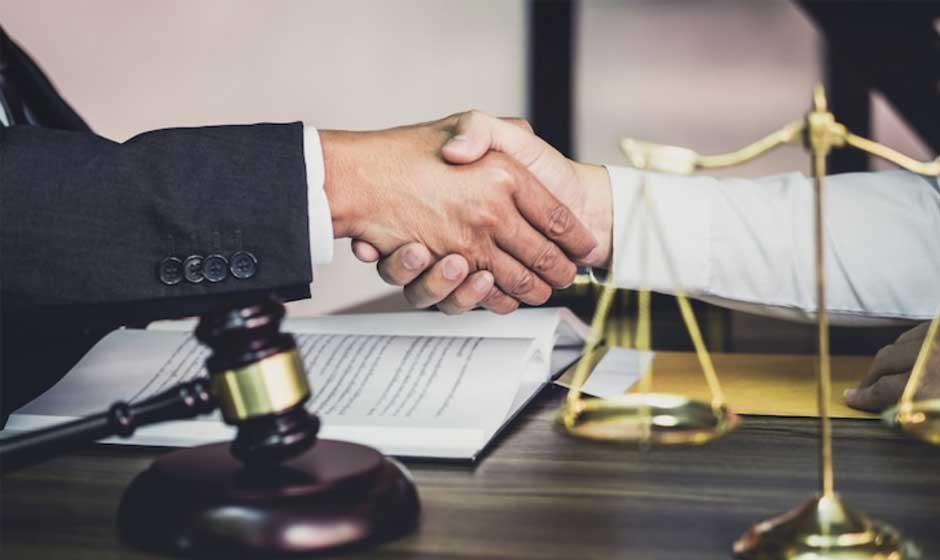 How to Handle a Personal Injury Case Without Going to Court