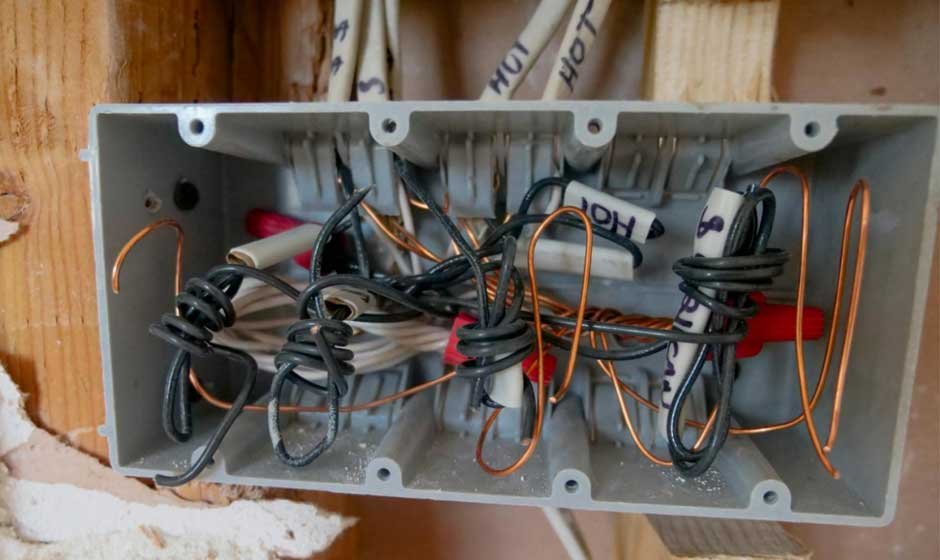 Key-Tech-Applications-That-Benefit-from-Custom-Electronic-Enclosures