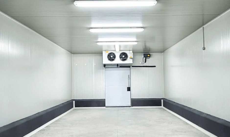 Saving Money with Regular Industrial Cold Room Maintenance