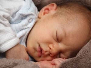 Sleep-Better-Improve-the-Sleeping-Comfort-of-Your-Baby-Easily