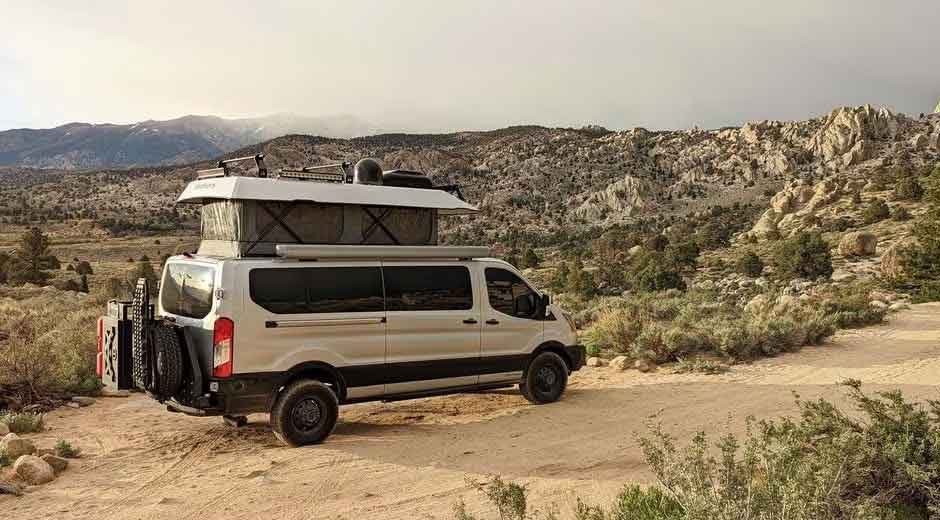 The Advantages of a 4WD Campervan Over Traditional RVs
