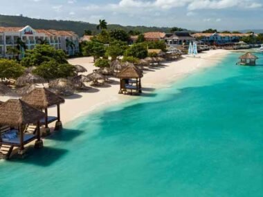What To Look for When Choosing a Sandals Resort