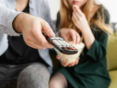 Why Choose Satellite TV Over Cable TV