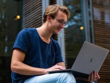 Why Savvy Investors Are Turning to Franchising