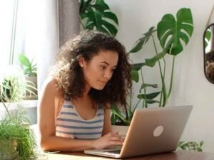 Getting Fast Online Payday Loans in Bakersfield Without the Hassle