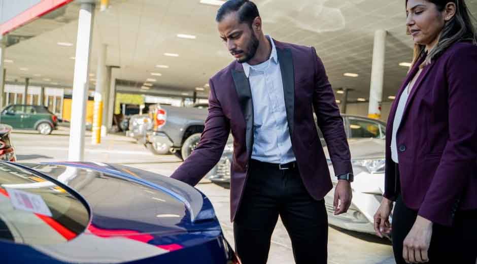 How Can You Trade In Your Old Car for Top Value?