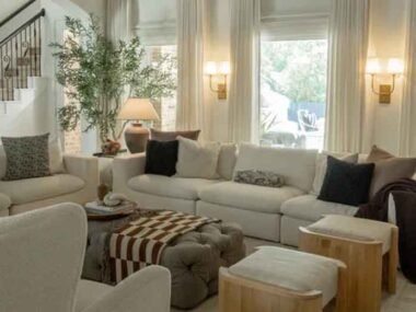 How Do Curtains Impact the Ambience of Your Living Room?
