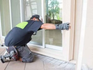 What Makes a Hurricane Window Different from Standard Glass?