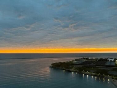 Why Early Morning Is the Best Time to Kayak Cave Point on Lake Michigan