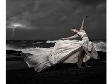 Elevate Your Island Experience with a Flying Dress Photoshoot in Hawaii