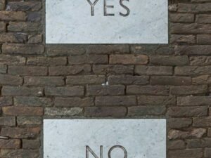Keys-to-Confidently-Navigating-Life’s-Defining-Decisions