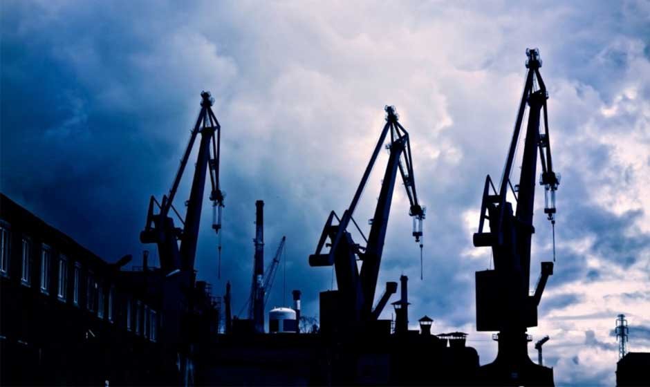 Types of Accidents That Can Occur at an Oil Refinery