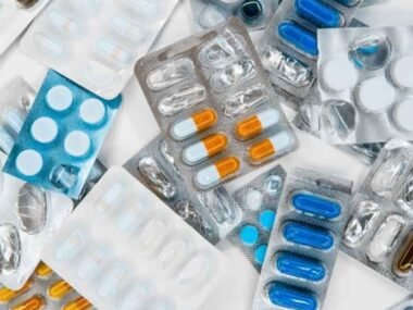 Understanding-How-Antibacterial-Medications-Fight-Infections
