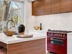 Ways To Use Marble Countertops in Modern Kitchens