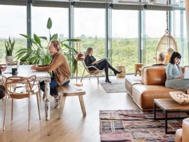How Coworking Spaces Are Reshaping Urban Professional Life