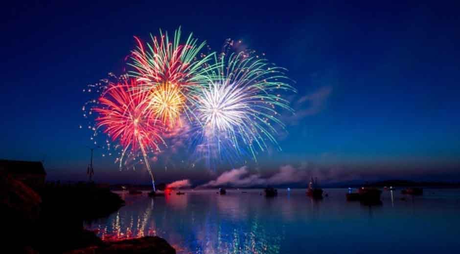 How to Foster Community Spirit for Seniors This Independence Day