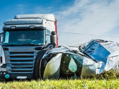 Injured in a Semi-Truck Wreck in Missouri