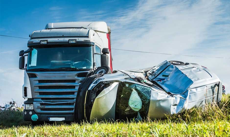 Injured in a Semi-Truck Wreck in Missouri