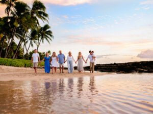 Top 5 Reasons to Book a Hawaii Family Photography Session on Your Vacation