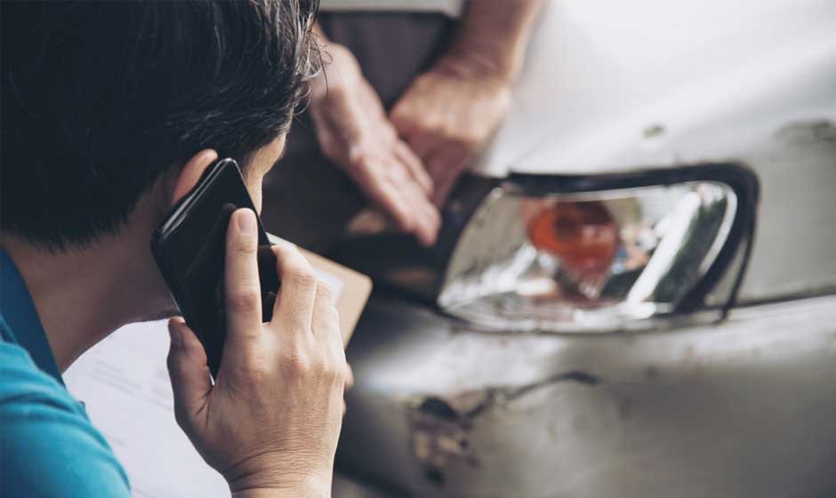 Why You Shouldn’t Delay Calling a Lawyer After a Car Crash