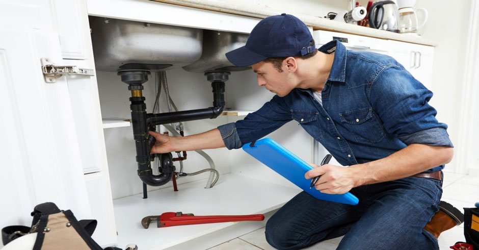 Plumbing Emergencies That Require Immediate Professional Help in Riverside
