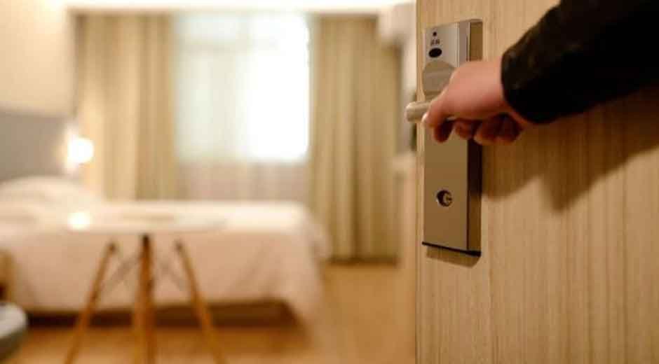 Why-Automation-Software-is-Changing-Guest-Experience-Standards