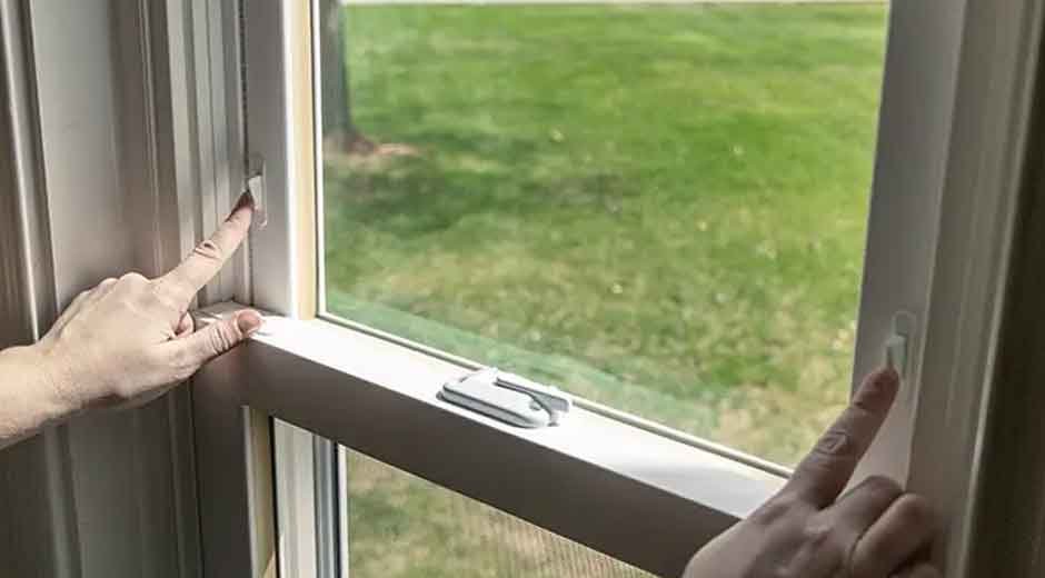 Common Lock Issues That May Weaken Your Window Safety