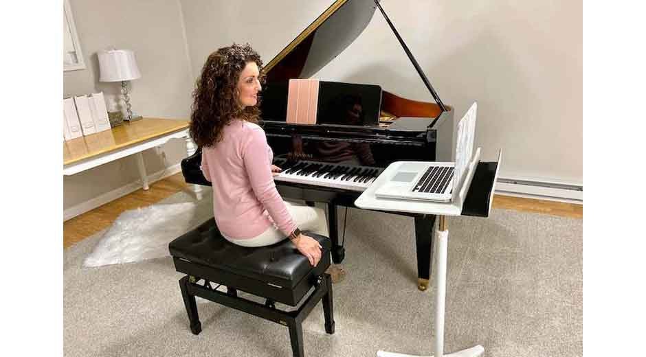How-Online-Piano-Lessons-Serve-Home-Bound-or-Mobility-Limited-Students