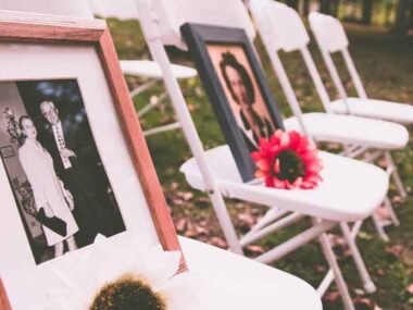 How-Personalized-Memorials-Transform-the-Way-Families-Honor-Loved-Ones