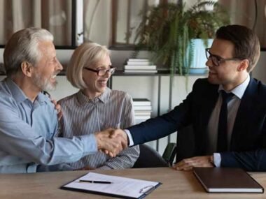 How-to-Choose-Between-a-Probate-Lawyer-and-an-Estate-Planning-Attorney