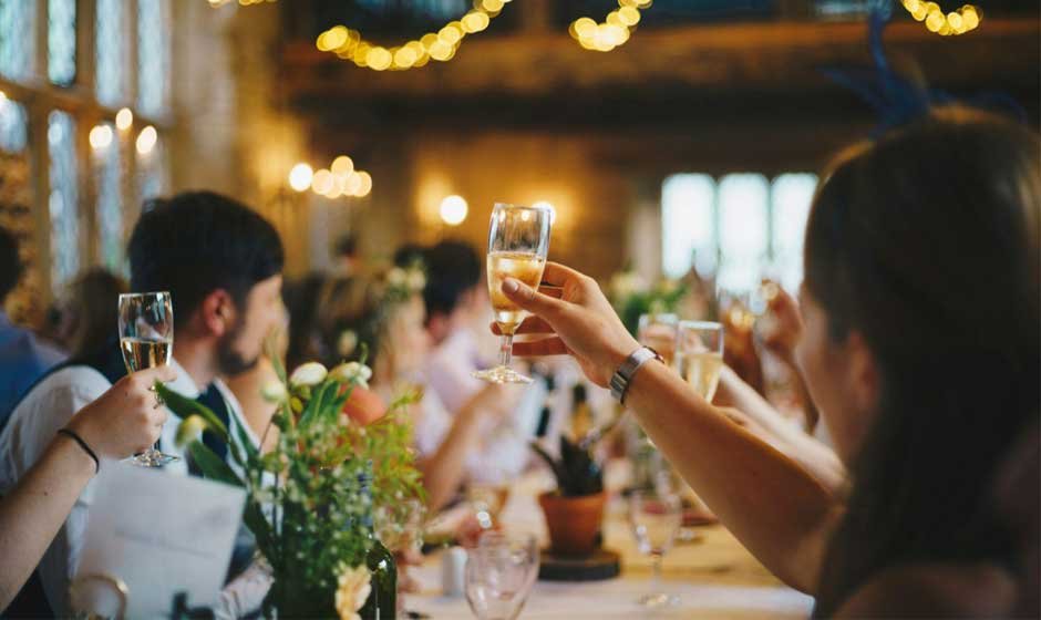 How to Choose Wedding Food That Don’t Feel Basic
