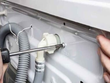 How to Troubleshoot a Leaking Washing Machine