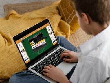 Internet Solitaire and Productivity