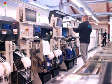 Key Factors to Consider When Choosing an Electronics Sourcing Partner