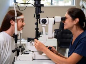 What an Eye Clinic Reveals About How We See Our World