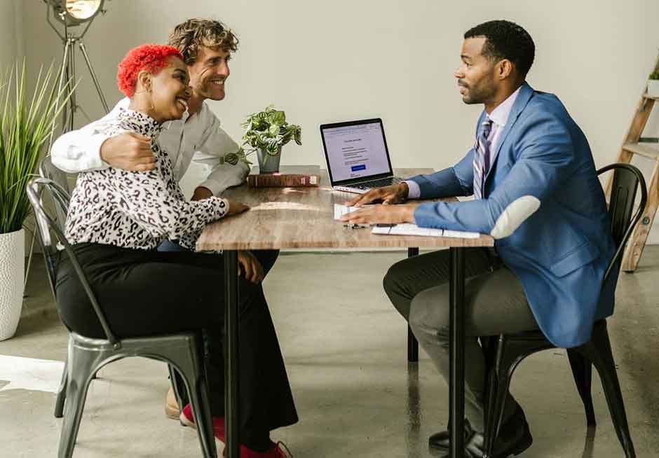 Why You Should Work With An Expert To Help You Manage Your Money