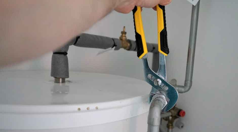 Emergency Plumbing in Houston: Why Professional Help Is Just a Call Away