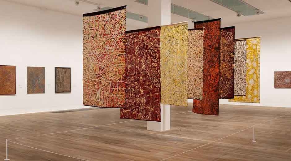 The Unexpected Ways Aboriginal Art Changes How a Room Actually Feels